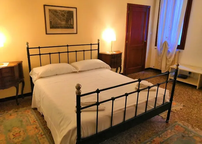 Ruga Giuffa Apartment Venice