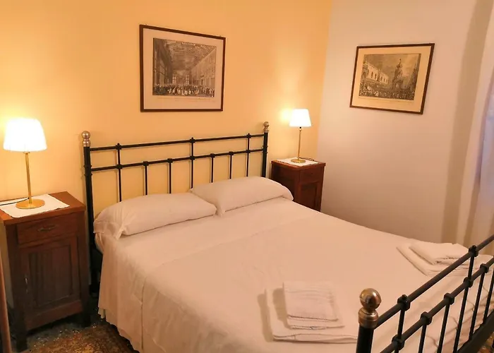 Ruga Giuffa Apartament *