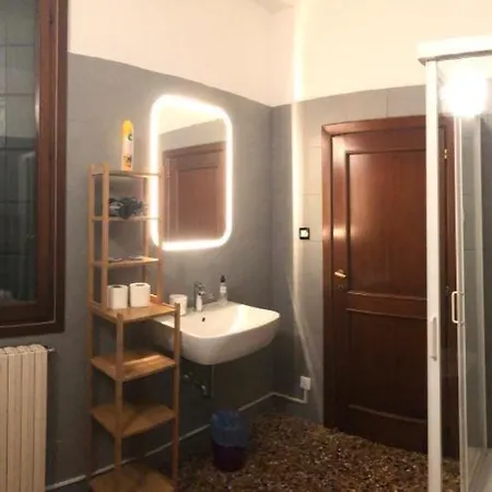 Διαμέρισμα Ruga Giuffa